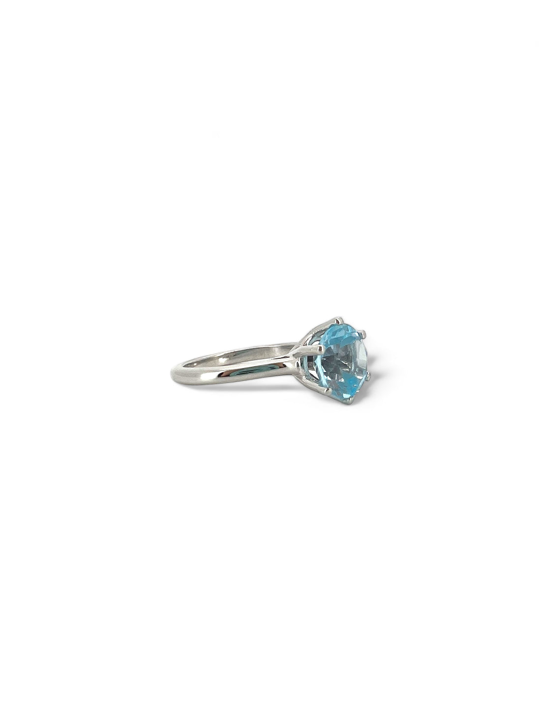 Ellegi Gioielli | Anello con topazio azzurro ct.4,00