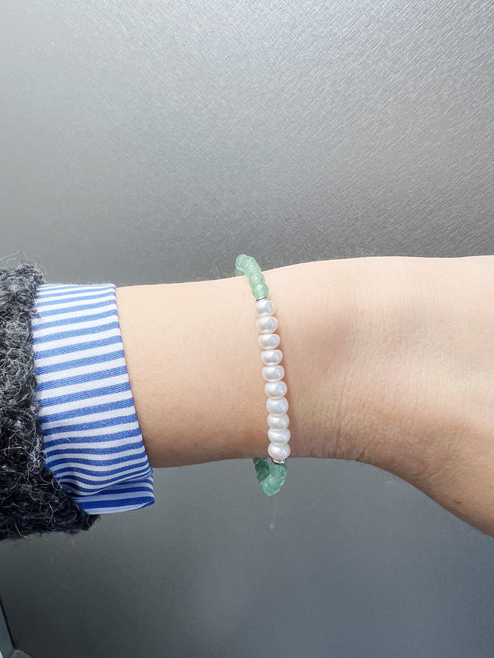 Mikiko Mademoiselle | Bracciale Fresh Water con pietre verdi